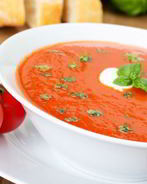 Томатный суп-пюре с базиликом