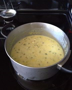 Сырный суп с курицей