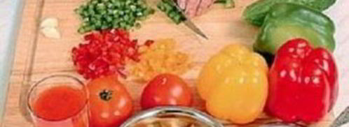 томатно-огуречный суп с чесночными гренками. Шаг 2