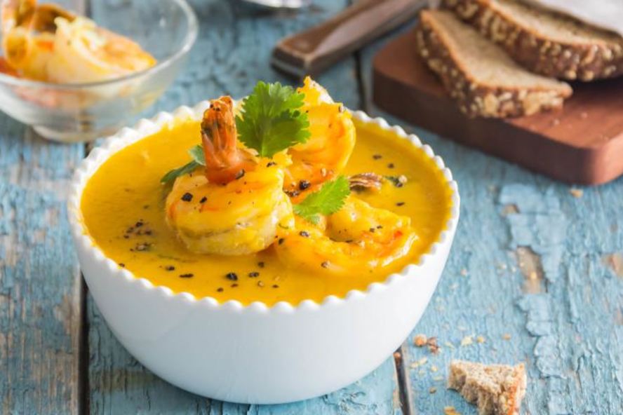 Рецепт тыквенный суп с креветками, кокосом и имбирем