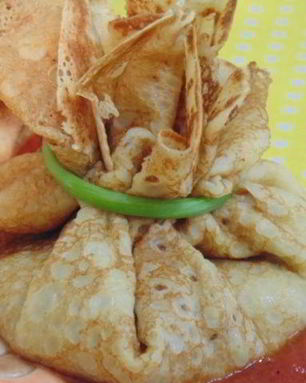 Блинчики с баклажановой начинкой в томатном соусе