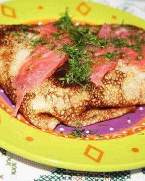 Блинчики с картофелем и форелью