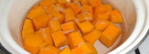 манно-тыквенные блинчики с ореховым соусом. Шаг 3