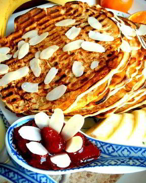 Миндальные блинчики на вафельнице