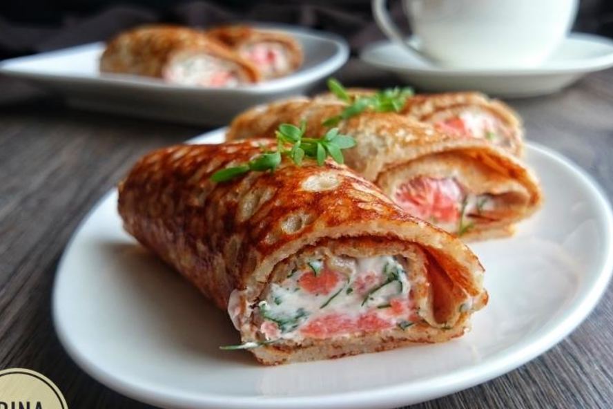 Рецепт ржаные заварные блины начиненные неркой, зеленью и творожным сыром