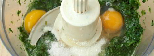 шпинатные блинчики с красной рыбой и икрой. Шаг 2