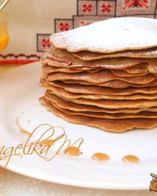 Тыквенно-яблочные блинчики с корицей