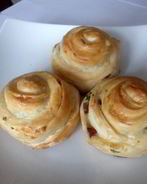 Булочки Аппетитные с сыром и ветчиной