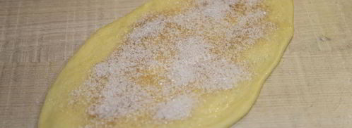 булочки с сахаром из дрожжевого теста с корицей. Шаг 18