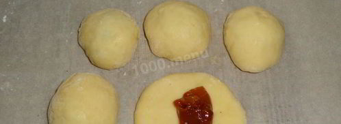 булочки со сгущенкой из дрожжевого теста. Шаг 11