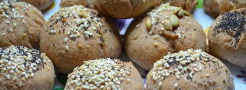 хлебные булочки с маком, кунжутом и семечками. Шаг 6