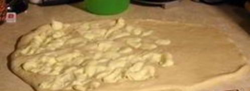 круассаны из слоеного дрожжевого теста. Шаг 5