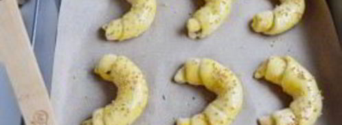 круассаны-рогалики с прованскими травами. Шаг 11