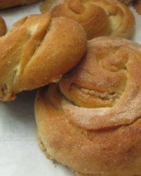 Постные булочки с корицей