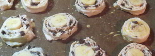 шоколадно-банановые булочки улитки. Шаг 12