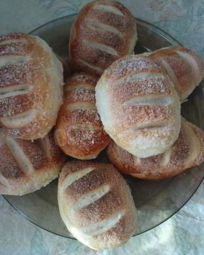 Сладкие ванильные сахарные булочки