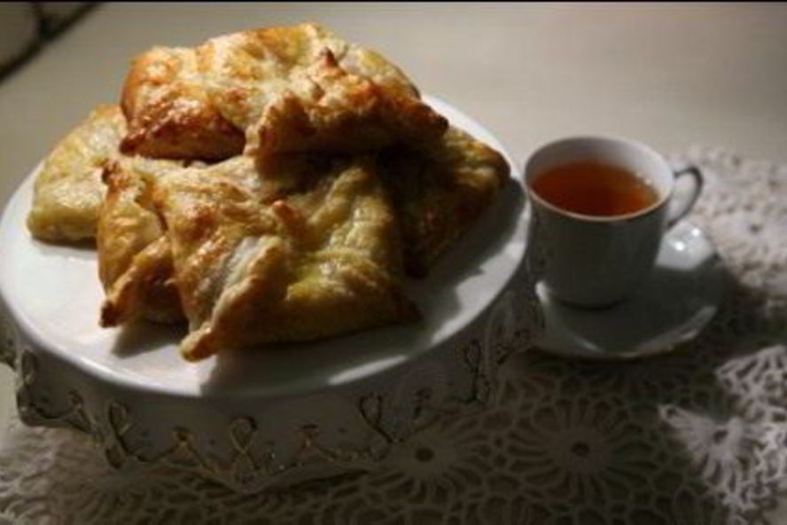 Рецепт венгерские ватрушки с карамелизированными грушами