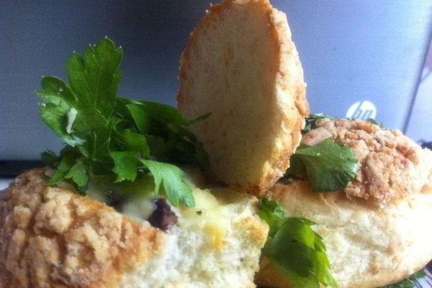 Рецепт завтрак в булочке