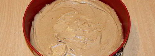 брауни с чизкейком, взбитыми сливками и ягодой. Шаг 4