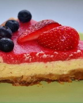 Чизкейк с клубникой в мультиварке