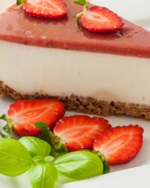 Клубничный чизкейк с белым шоколадом