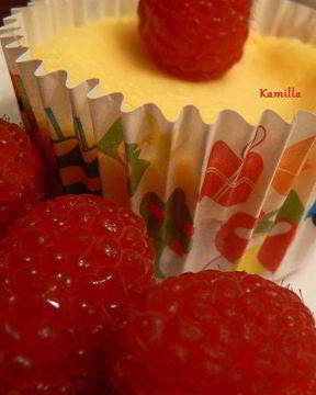 Мини-чизкейки с ягодами