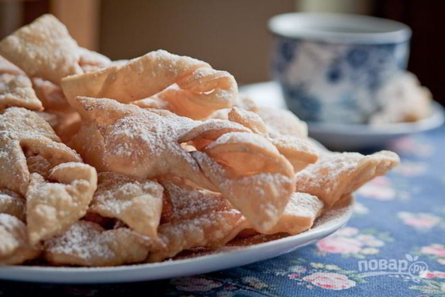 Рецепт десерт хворост под снегом