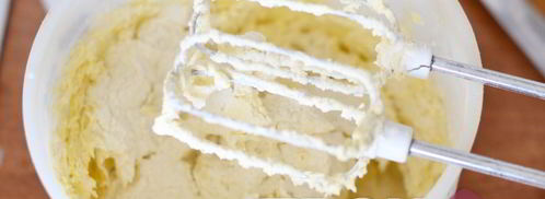 домашний кекс со сливами. Шаг 3