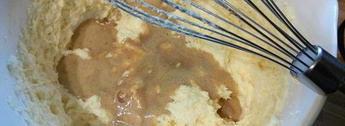 карамельный кекс с вишней. Шаг 4