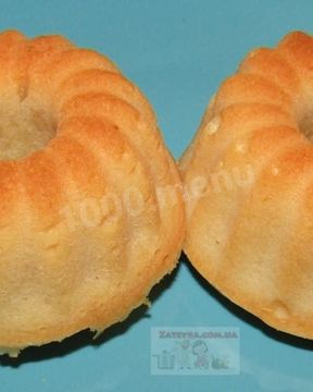 Нежные кексы на клубничном йогурте