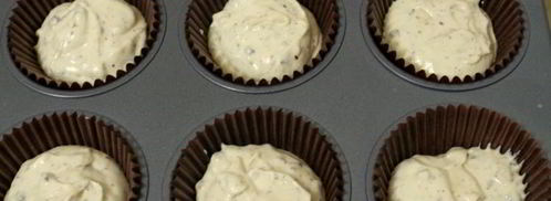 орехово-шоколадные кексы с черешней. Шаг 7