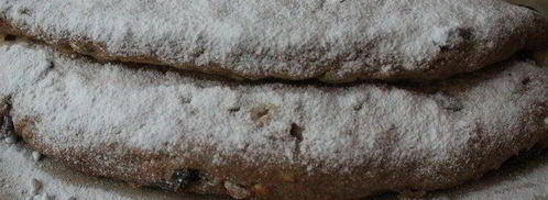 штоллен с вяленой клюквой и фундуком. Шаг 11