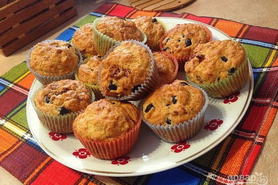 Рецепт соленые кексики с оливками и вялеными помидорами