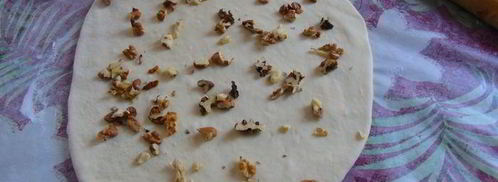 хлеб с чаем матча и грецким орехом. Шаг 9