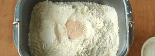 хлеб с паприкой и луком в хлебопечке. Шаг 6