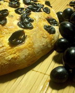 Тосканский хлеб с виноградом