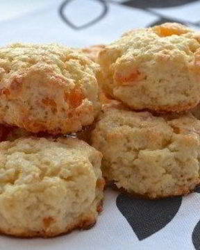 Яблочные сконы с лимоном