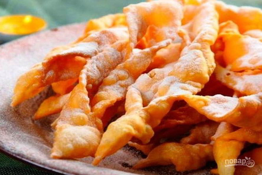 Рецепт хрустящий хворост с водкой