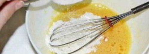 хворост с водкой. Шаг 4