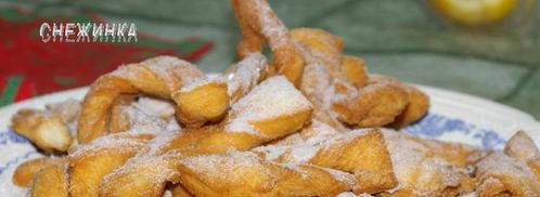 хворост слоистый, постный. Шаг 9