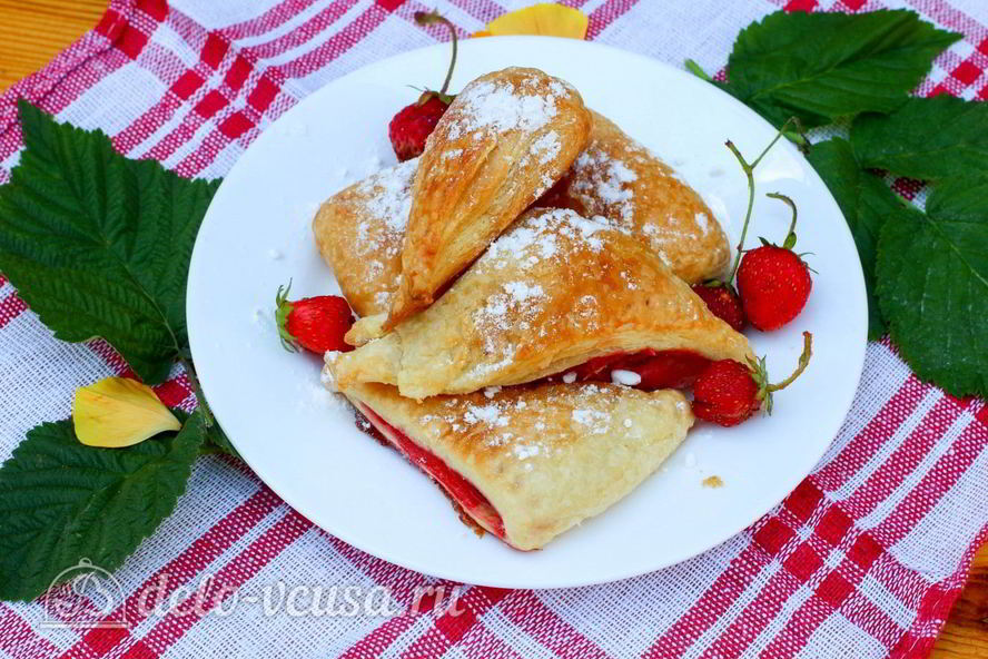 Рецепт клубничные слойки