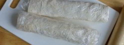 лаваш с красной рыбой и огурцом. Шаг 9