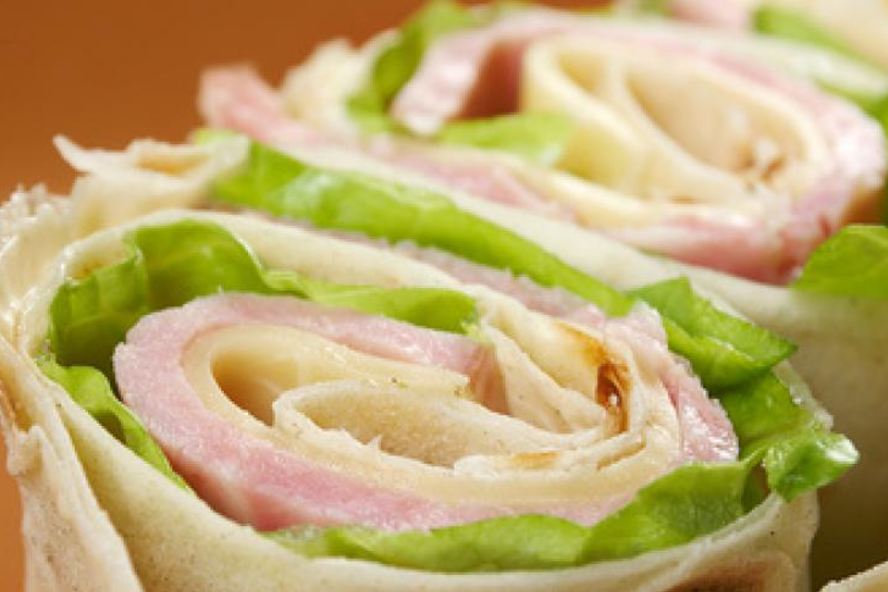 Рецепт рулеты из лаваша с сыром, ветчиной и зеленью