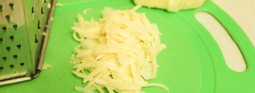 рулеты из лаваша с сыром. Шаг 3