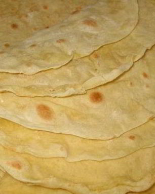 Тонкий армянский лаваш