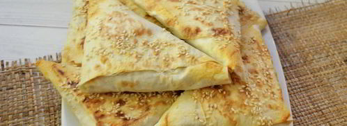 треугольники из лаваша с творогом. Шаг 7