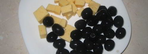 фокачча из шариков с сыром и оливками. Шаг 4