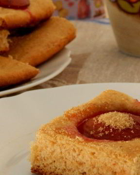 Фокачча со сливами