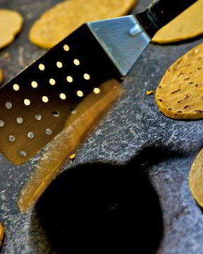 Лепешки на кефире с начинкой