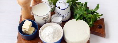 лепешки с сыром и зеленью на сковороде. Шаг 2